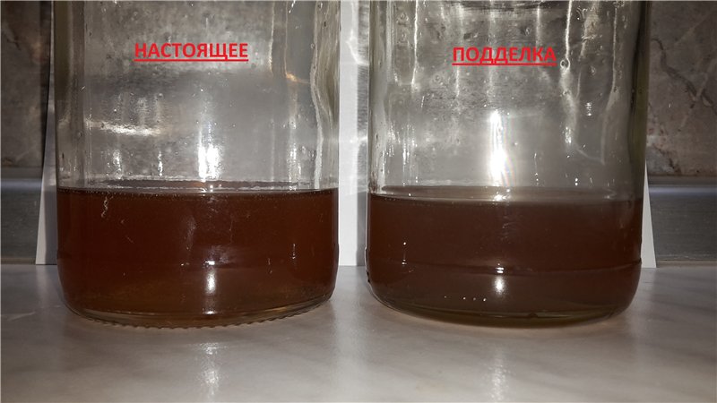 Цвет масла. Цвет отработанного моторного масла. Цвет машинного масла. Нормальный цвет масла.