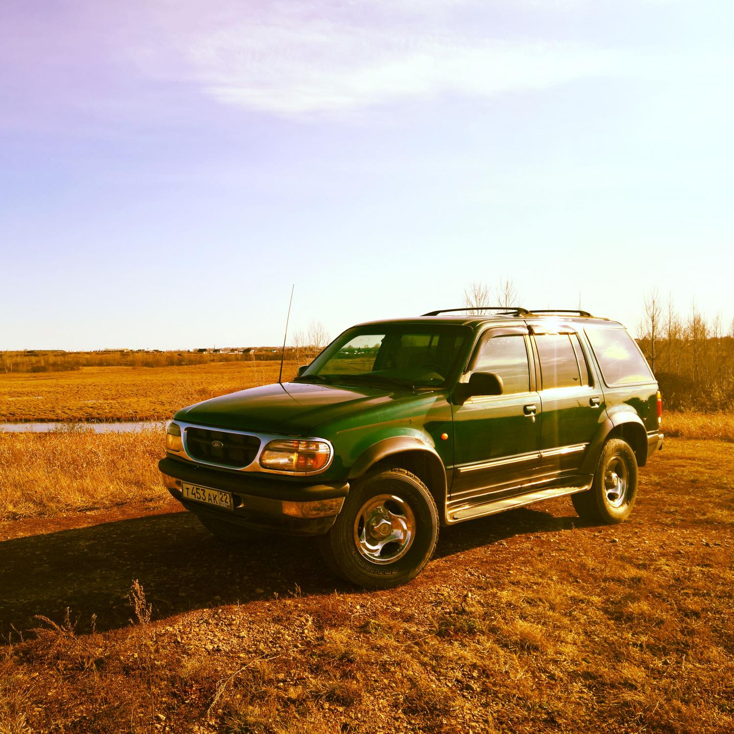 1996 г. Ford Explorer 2. Ford Explorer 1996. Форд эксплорер 1996. Форд эксплорер 1996г.