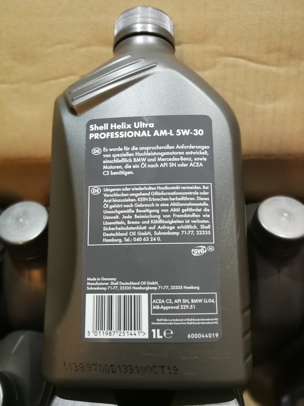 Mb 229.51. Ll04 5w30 BMW Shell. 229.51 Аналоги. Shell Helix Ultra professional am-l 5w-30. Shell Helix Ultra professional am-l 5w30 API SN/CF ACEA c3 BMW ll-04 MB 229.51 5л (3) Турция Shell 550046682.