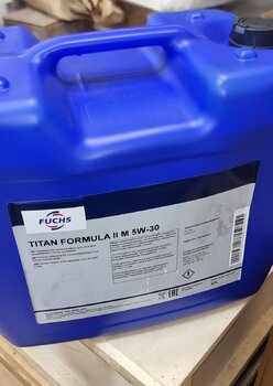 Fuchs Titan Formula II M 5W-30 API SN 1.jpg